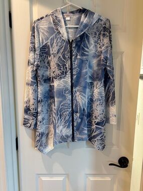 KAMANA hooded zip up jacket